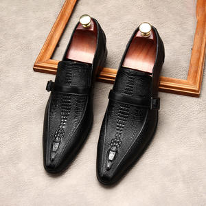 รองเท้าหนังผู้ชาย ZP202863 ดีไซน์สั่งทำพิเศษ ระบายอากาศได้ดี ลายหนังจระเข้ หัวแหลม รองเท้าทางการสำหรับผู้ชาย ใส่ทำงานในออฟฟิศ - Product Image 1