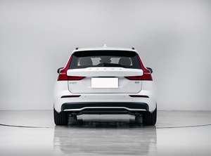 Volvo V60 Recharge AWD 2025, Bajo Kilometraje, Caja de Cambios Automática, Volante a la Izquierda, Gasolina, Asientos de Cuero - Product Image 6