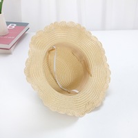 En stock, chapeau de soleil ondulé pour enfants avec sangles coupe-vent, chapeau de soleil à large bord réglable pour enfants, protection UV pour l'été