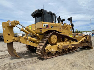 รถดันดินตีนตะขาบ Caterpillar D8T มือสองสำหรับขาย พร้อมเครื่องยนต์ขนาดใหญ่และชุดเกียร์เป็นส่วนประกอบหลัก - Product Image 2