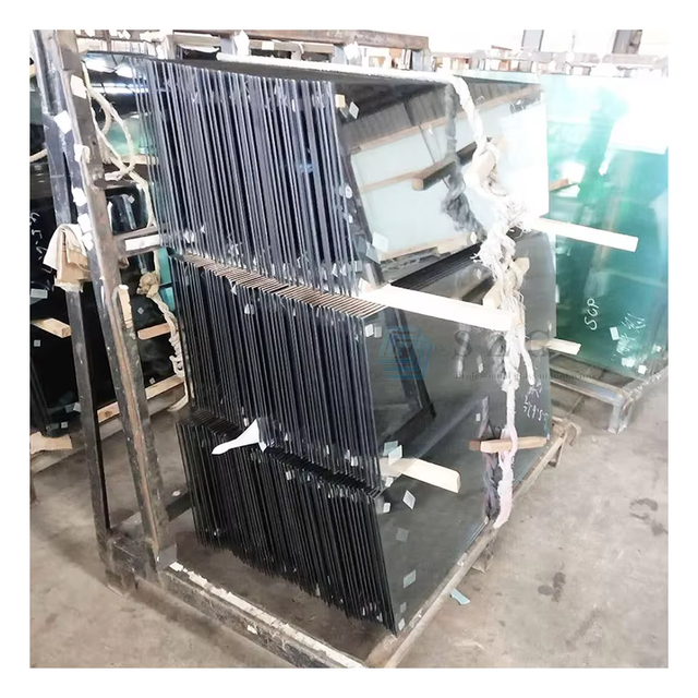 10mm Light and Dark Grey Smoked Tinted Security Tempered Toughened Hardened Glass Solar Panels Cut to Size Vetro Temperato
