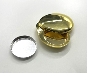 กระป๋องน้ำหอมแบบหมุนได้สำหรับผู้ชายแบบเติมได้ด้วยแม่เหล็ก - Product Image 1