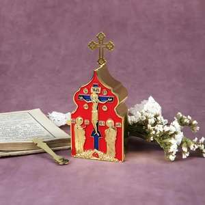 طقم مناولة أرثوذكسي مطلي بالذهب مع حامل أيقونة مطلي بالمينا وكأس وملعقة مناولة وحاوية للأغراض المقدسة بتصميم بيزنطي محمول - Product Image 3