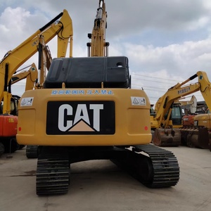 Excavatrice sur chenilles Caterpillar 323D d'occasion, 23 tonnes, modèle 2022, en bon état, avec moteur, boîte de vitesses et pompe, à vendre - Product Image 1