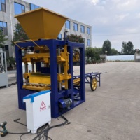 Machine à fabriquer des briques creuses en béton QTJ4-24, équipement de production de blocs semi-automatique à haute efficacité