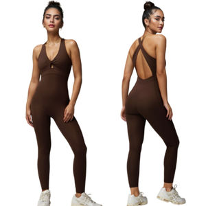 Mono de Yoga con Cuello en V para Mujer, Espalda Cruzada y Detalle Trenzado, Tejido Doble Cepillado para Deportes Casuales, OEM ODM - Product Image 2