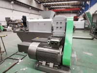 Presse à vis PE PP pressant la machine de séchage de déshydratation film plastique pressant la pelletisation