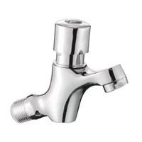 Robinet de lavabo de salle de bain commercial de qualité supérieure fixé au mur avec action de temporisation et arrêt automatique pour la chambre à coucher