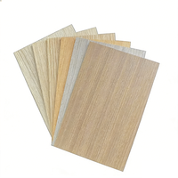 Panel Dinding Dekoratif Berlapis Kayu Elegan dengan Finishing Serat Kayu, Peringkat Api A1, Papan Silikat Kalsium Tahan Air untuk Ruang Tamu, Kamar Tidur, Hotel
