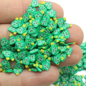 500グラムChristmas Tree Clay Slice Polymer Hot Clay SprinklesためCrafts Making DIY Nail Art Decoration Mud Filler Material