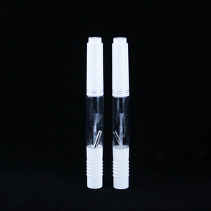 Bouteille en plastique automobile 12ml avec capuchon de colonne en acier réparation des rayures stylo de peinture de retouche <span class=keywords><strong>crayon</strong></span> produit d'entretien automobile - Product Image 1