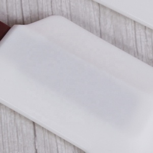 Grattoir en silicone multi-usages de qualité alimentaire, outil de pâtisserie pour crème et gâteaux, vente en gros d'usine - Product Image 4