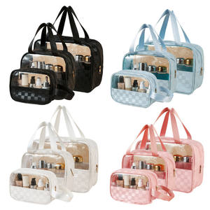 Pochette de toilette de voyage en PVC PU cuir givré imperméable avec logo personnalisé rose pour le maquillage - Product Image 5