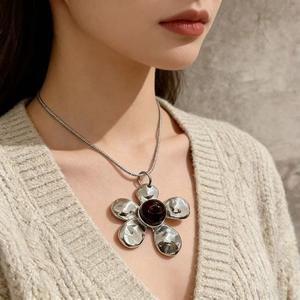 Collar con colgante de flor, plata tibetana, piedra de ónix, cadena larga para mujer, joyería de moda - Product Image 4