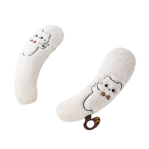 White Cat Plush Toilet Seat Cover Universal Adhesive Winter Warmth Household Use - Product Image 1