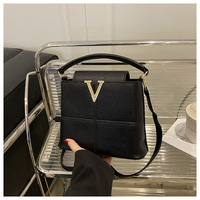 Sacs à Main de Luxe pour Femme en Cuir PU, Nouvelle Collection Été 2025, Petit Sac à Bandoulière et Sac Croisé, Sac Messager Portable Lettre V Coquillage