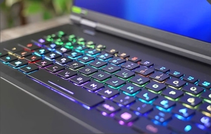 Portátil para juegos para <span class=keywords><strong>Acer</strong></span> Predator Helios 18 Intel Core Ultra 9 275HX 192GB DDR5 5TB RTX5090 3840*2400 4K 120Hz <span class=keywords><strong>Mini</strong></span> LED 18" - Product Image 4