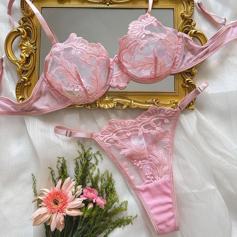 Womens Lingerie Red Lace Trim Floral