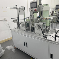 Machine d'emballage pliante économique et automatique pour gants jetables en PE à scellage quatre côtés
