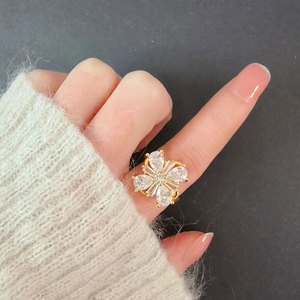 Anillo giratorio antiestrés con diseño floral, ajustable, con circonita de corte pera geométrico, chapado en oro sobre cobre, joyería para mujer - Product Image 2