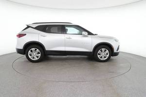 รถยนต์มือสองปี 2020 LT FWD พวงมาลัยซ้าย SUV 4 ประตู เบาะหนังสีเข้ม พร้อมระบบ ACC ราคาขายส่งที่ดีที่สุด - Product Image 5