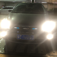 Badge personnalisé blanc de voiture, Badge de calandre central avant pour automobile avec lumière Led
