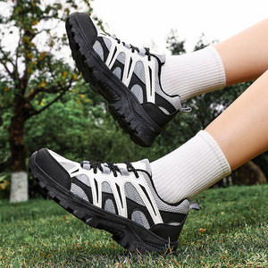 Zapatos de malla transpirable para caminar, antideslizantes, con suela gruesa, zapatillas de trekking para exteriores, para senderismo diario en la montaña - Product Image 4