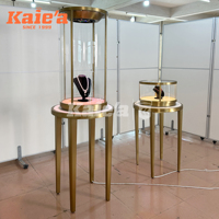 Élégante vitrine à bijoux - Support en verre haut de gamme, idéal pour l'exposition de colliers, de diamants et de pierres précieuses.