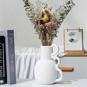 Usine quantité minimale de commande bas poignée mate vase en céramique pot de fleur en porcelaine pour la décoration intérieure salon table