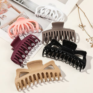 Pinzas de pelo de silicona suave y brillante, pinzas de pelo deformables de <span class=keywords><strong>Color</strong></span> personalizables para mujeres, pinzas de pelo respetuosas con el medio ambiente de gama alta - Product Image 3