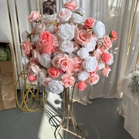 Boules de fleurs artificielles décoratives de luxe en soie de haute qualité, populaires pour les centres de table de mariage, vente en gros directe usine