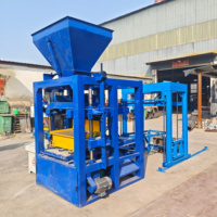 Machine à briques vibrantes économique 4-26, presse semi-automatique à blocs creux en béton à faible coût pour la Tunisie, idéale pour les petites entreprises en démarrage