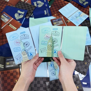 Sacs en Mylar anti-odeur en forme personnalisée, style portefeuille de passeport, 3,5 g, avec fermeture éclair refermable, en gros et en stock - Product Image 3