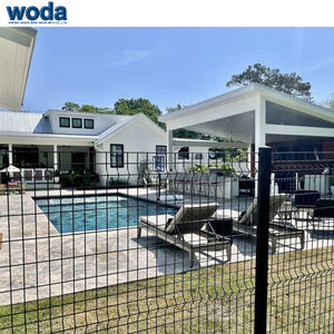 سياج زخرفي ثلاثي الأبعاد منحني مطلي بالبي في سي شبكة حماية مثلثة الانحناء للحدائق والفلل - Product Image 3