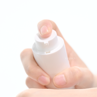 Flacon pompe sans air en PP sûr et sain pour emballage de sérum et crème visage, idéal pour la maison et les voyages