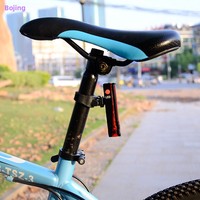 Feu arrière de vélo à LED rechargeable avec fonction d'avertissement pour la conduite nocturne et l'utilisation en extérieur