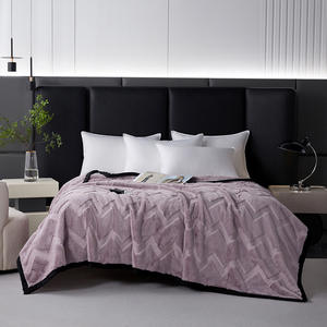 ผ้าห่มทอสองชั้นหนานุ่มลายกระต่ายโทก้า นำเข้าจากต่างประเทศ ใช้ได้ทุกฤดู เหมาะสำหรับโซฟาและห้องแอร์ - Product Image 4