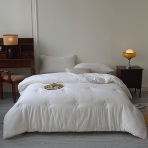 <span class=keywords><strong>Piumino</strong></span> Pesante e Caldo Lavabile in Poliestere Jacquard <span class=keywords><strong>per</strong></span> <span class=keywords><strong>Letto</strong></span> <span class=keywords><strong>Matrimoniale</strong></span> o Queen Size <span class=keywords><strong>per</strong></span> l'Inverno - Product Image 1