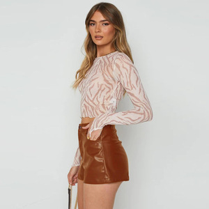 Mini Shorts da ragazza in <span class=keywords><strong>pelle</strong></span> marrone Chic tinta unita a vita alta da donna per tutte le stagioni pantaloncini in <span class=keywords><strong>pelle</strong></span> sintetica - Product Image 2