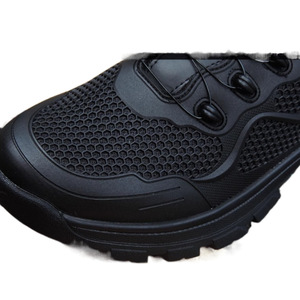 <b>Men's</b> Black Low-Top Training Shoes With Automatic Buckle Breathable Non-Slip Sole <b>For</b> Fitness And Commuting - Product Image 2