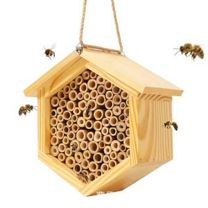 Nido hexagonal de madera maciza para insectos, decoración exterior para jardín, colmena colgante de madera, panal de abejas. - Product Image 5