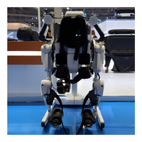Robot de rééducation de la marche pour les membres inférieurs, pour les accidents vasculaires cérébraux, l'hémiplégie et la paraplégie