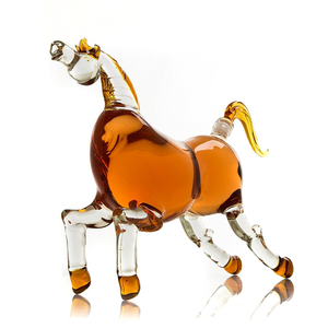 Shanghai Linlang 750ml 1000ml 1750ml Bouteilles de brandy de whisky en verre en forme d'animal faites à la main avec cheval du zodiaque - Product Image 1