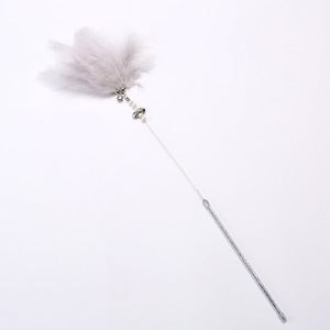 Le fabricant fournit de nouveaux jouets pour chats avec plumes, des jouets pour chats avec plumes colorées, des jouets d'auto-entretenissement et de divertissement. - Product Image 5