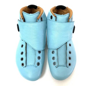Patins à roulettes en ligne professionnels de haute qualité entièrement en fibre de carbone, faits à la main, avec empeigne en cuir - Product Image 5