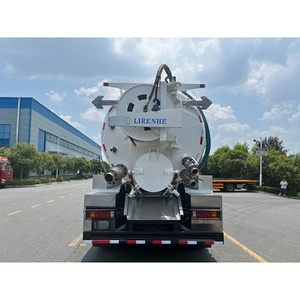 Camion de nettoyage des égouts 1SUZU GIGA 4x2, camion-citerne de nettoyage des égouts à haute pression de 15000 L, camion-citerne de nettoyage des égouts à aspiration fécale - Product Image 6