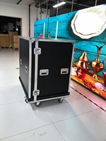 Flight case professionnel pour écran LED, personnalisé pour le transport, le stockage et les applications événementielles sur scène.