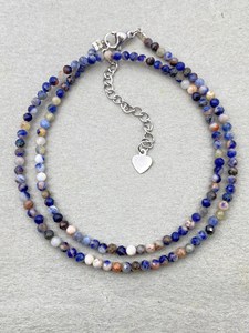 Gargantilla de sodalita facetada con cuentas, joyería delicada de piedras preciosas, collar de cristal con microcuentas facetadas, joyería minimalista, pequeña piedra preciosa - Product Image 4