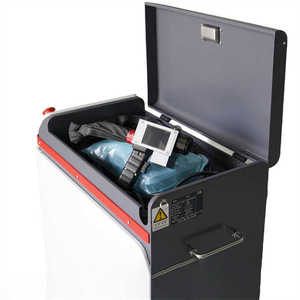 Solución de Limpieza Láser para Aplicaciones de Uso Intensivo, 300W de Potencia Pulsada, Cero Consumibles - Product Image 6
