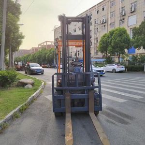 Montacargas TCM de 5 Toneladas Usado, CPCD50/TCM 30/TCM25, en Venta, en Stock, en Excelentes Condiciones, Barato - Product Image 4